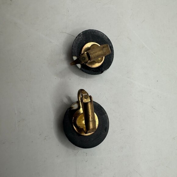 Vintage Black Clip-On Earrings With Textured Design & Brass Hardware - Picture 4 of 5